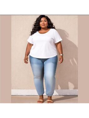 Mudd capri waist, 32, length 23